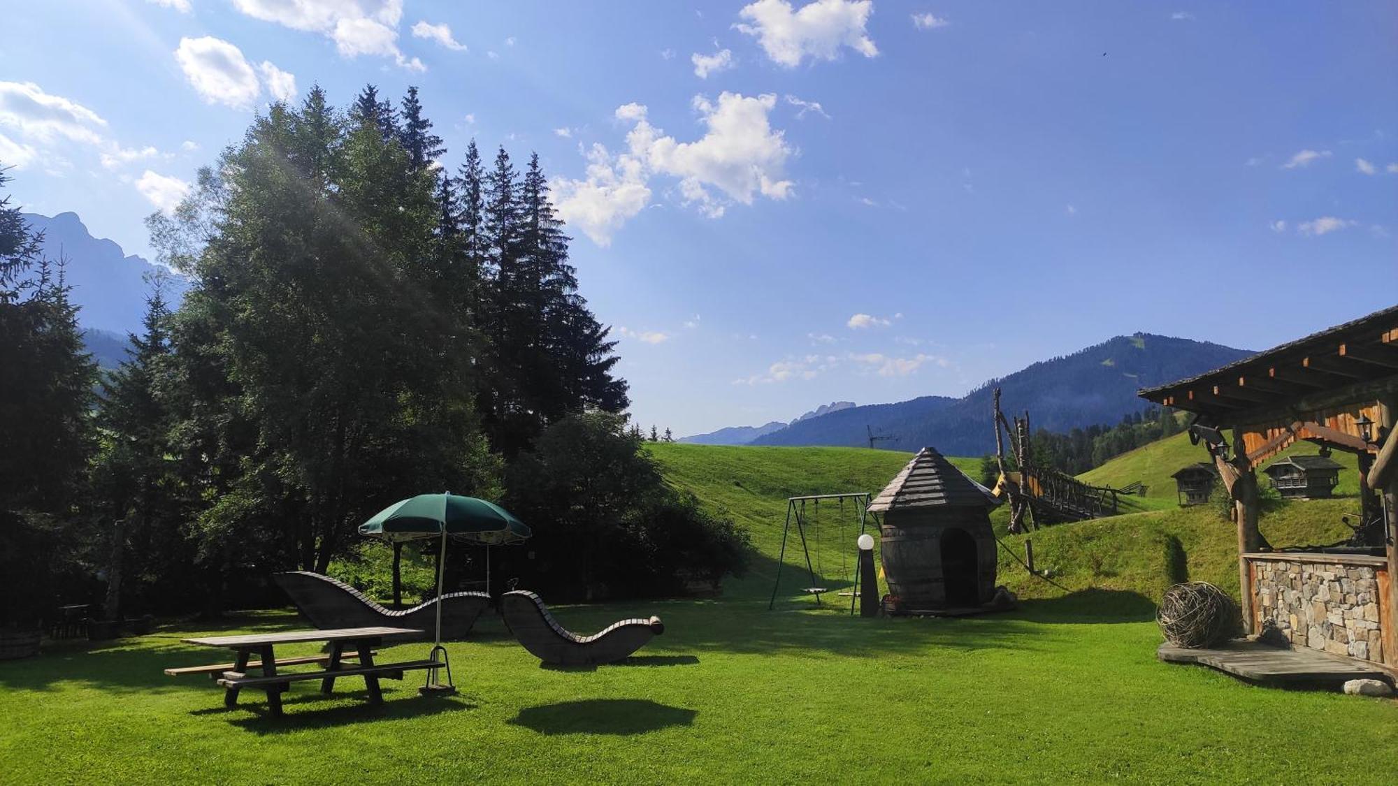 Guesthouse Rungg Badia (South Tyrol) Exterior foto