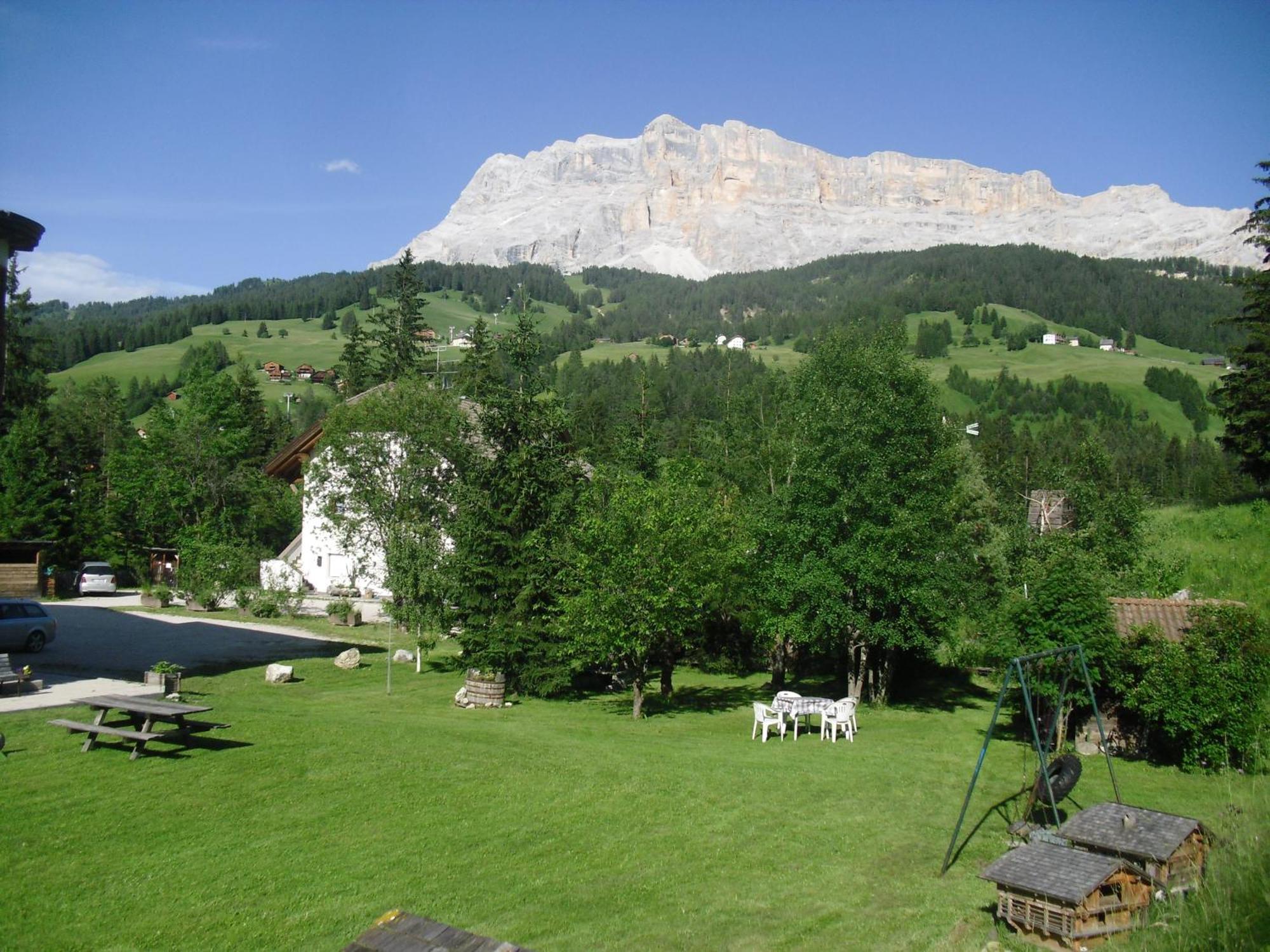 Guesthouse Rungg Badia (South Tyrol) Exterior foto